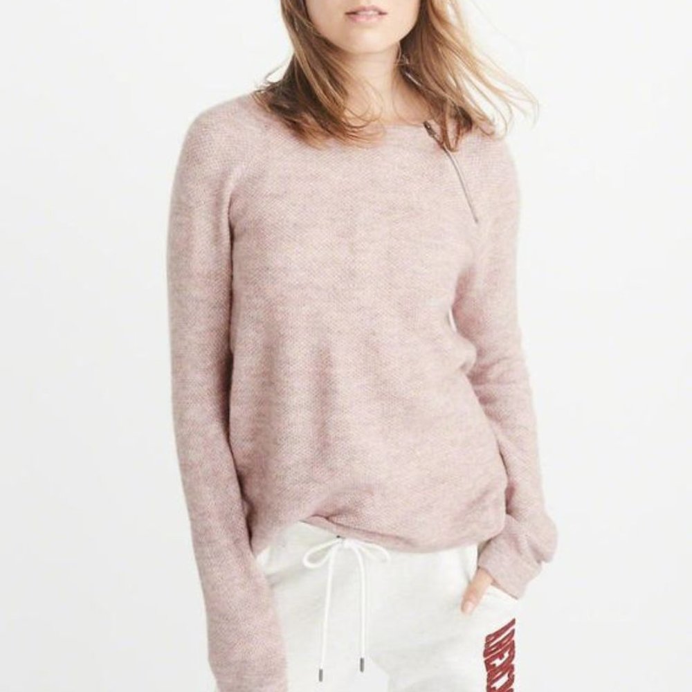 Women's Pink Sweater